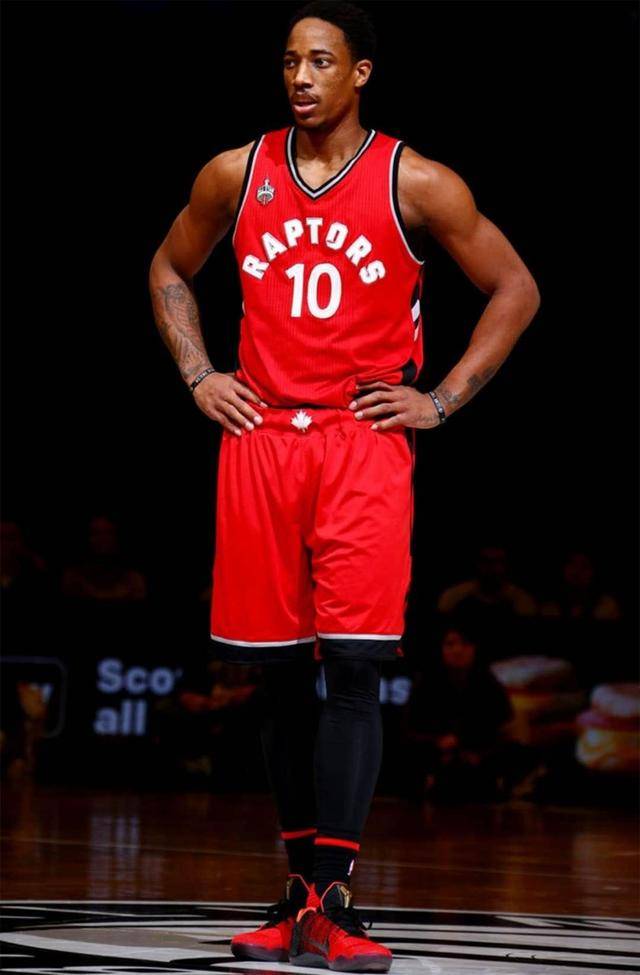 次在关键赛 次在关键赛