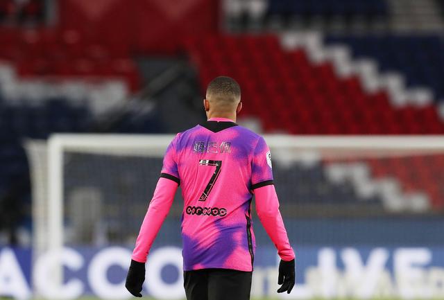 让他在后期 让他在后期